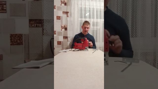 Обзор электролобзика 