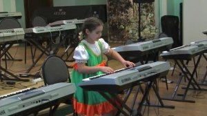 В. Агафонников "Кадриль", И. Парфенов "Танец зеленой лягушки", исполняет Иващенко Катя