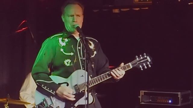 Gary Hiland Trio:Boogie Woogie Country Girl LIVE смотреть онлайн