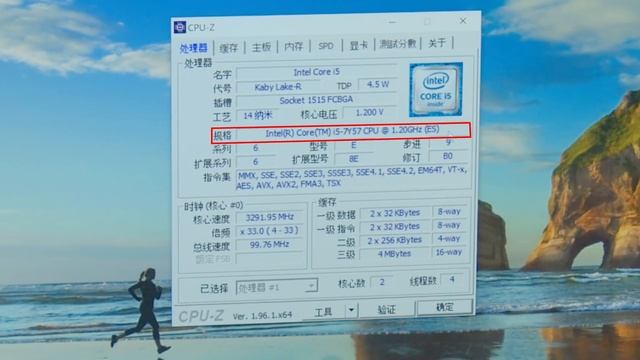 这张小卡片里面竟然装着一台i5处理器的电脑？【开箱翼闻录 第28期】 смотреть онлайн