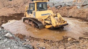 коматсу д375 что то там копается не понятно как