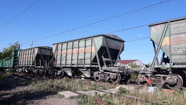 ЧМЭ3Э-6728 выполняет манёвры на станции Дмитров. смотреть онлайн
