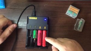 Intellicharger NEW I4 от NITECORE. Обзор