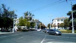 Севастополь. Площадь Ушакова. Драматический театр Черноморского флота. Просто красивое место.