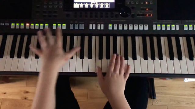Bohemian Rhapsody-Queen (piano) смотреть онлайн