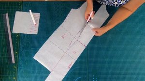 Модное платье на все случаи жизни. Как раскроить платье с присборкой и оригинальной планкой