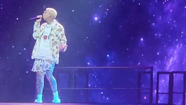 Chris Brown Back to Sleep: One of Them Ones Tour смотреть онлайн