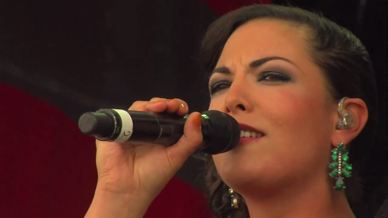 Caro Emerald Live - A Night Like This @ Sziget 2012