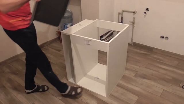 ТУМБА под мойку с КАРГО (бутылочницей). Собираем своими руками