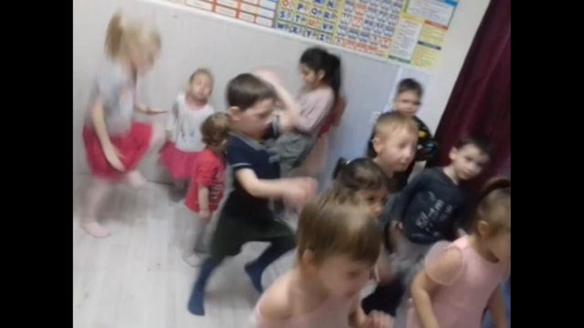 Позитивия 29 01 2021 Города России занятия, танцы, игры, поделка 'Сердечко' воспитатель Наира Папян смотреть онлайн