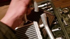 Замена радиатора печки на Тойота Превии