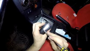 Как снять/разобрать ручку АКПП Mazda 3 2002-2009год