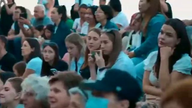 Театр современного танца "Самрук" на сцене летнего амфитеатра в MEGA Alma-Ata