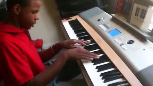 WarrenWonder playing my own melody,beyonce and kc n jojo смотреть онлайн