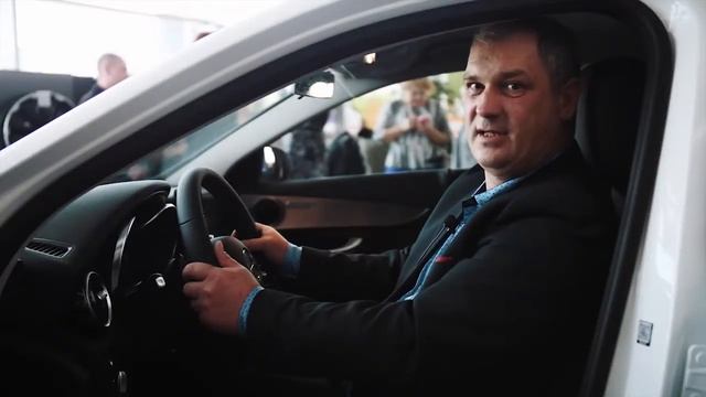 ВРУЧЕНИЕ АВТОМОБИЛЯ MERCEDES БЕГОУЛОВУ ОЛЕГУ смотреть онлайн