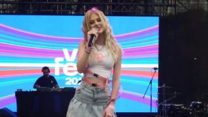 Диана Астер - Кусаю VK FEST 2022 Москва