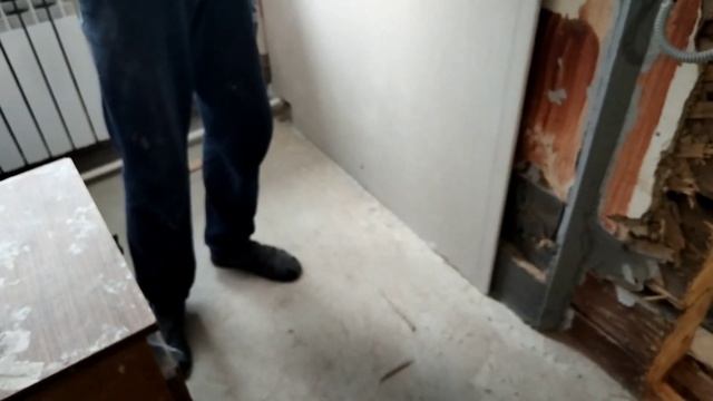 РЕМОНТ СТАРОГО ДОМА/5 серия/ ШТУКАТУРЮ ГОСТИНУЮ смотреть онлайн