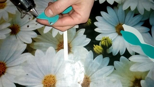 Бантики из фоамирана на зажимах . Легко, быстро, просто
