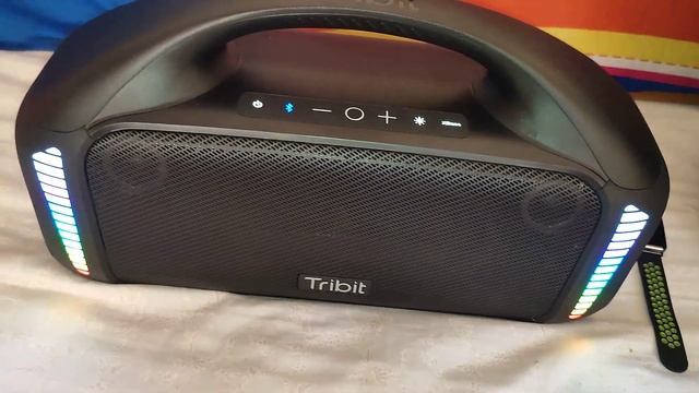 Tribit Stormbox Blast vs JBL Encore Essential desconectada , volumen al 100 %. смотреть онлайн
