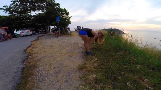 Тайланд 1.1 Маша готовит, ночной рынок, пляж. смотреть онлайн