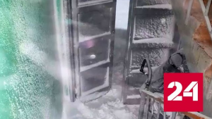 На Воркуту обрушилась сильная метель - Россия 24