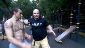 Уличный бокс без правил - ПАНАНТУКАН. Рабочие моменты с тренировки. А. Плаксин