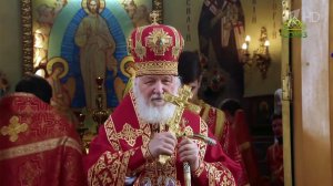 Патриарх Кирилл совершил молебен святому великомученику Георгию Победоносцу на Поклонной горе.