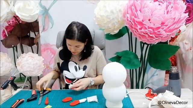 Снеговик-ночник бесплатный мастер-класс от Olneva Decor. Обучение ростовым цветам по всему миру смотреть онлайн