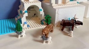 LEGO Saber-Toothed Tiger vs Dire Wolves