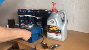 Тест моторного масла Тойота 0W-30 vs Akkora 5W-40