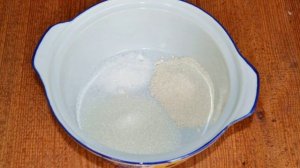 Моченые яблоки с ржаной мукой