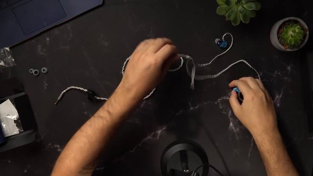 UNBOXING MTH: Thieaudio Legacy 2 смотреть онлайн