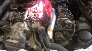 Замена демонтаж заломанной свечи накала Mercedes-Benz ML 320
