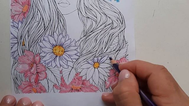 Color transformation: coloring a girl in colors with pencils смотреть онлайн