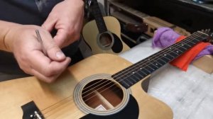 Правка натяжения анкера на гитаре Sigma