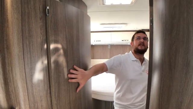 Cyril et Hedi de Camping-Car 69 présentent: Occasion Bürstner Ixeo Time IT 734 смотреть онлайн