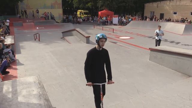 20150906 Глеб Аствацатуров, kick scooter, МТС #WOWMOSCOW контест ВДНХ смотреть онлайн