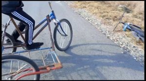 Стант на велосипеде с коляской