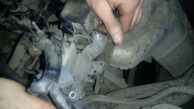 Замена прокладки клапанной крышки Mazda 6 GH 1.8 (Мазда 6)