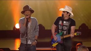 Pharrell Williams & Brad Paisley - Here Comes The Sun (Tribute to The Beatles)