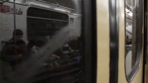 Не моё видео. Замоскворецкая линия. Перегон: Белорусская - Каширская//31 марта 2013