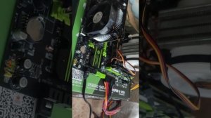 помогите, все перепробывал не запускается HUANANZHI x79, e5 2689, 32gb серверной памяти, м2нвме.