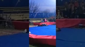 Змея задушила человека