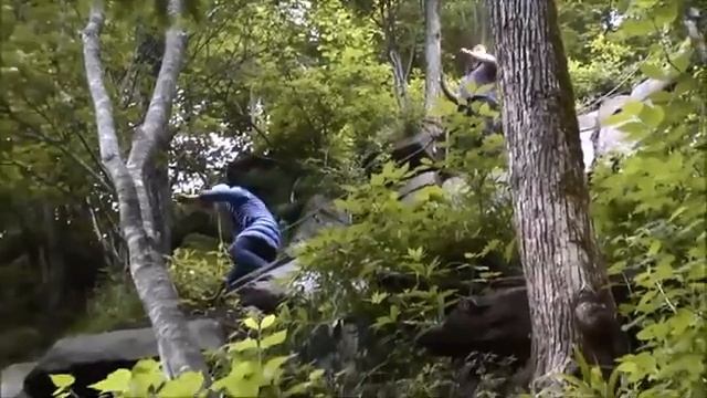 каменные карандаши или водопад Неожиданный