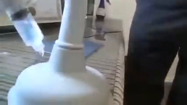 Lumpochka.RU "Никогда не промокающий аэрозоль " смотреть онлайн