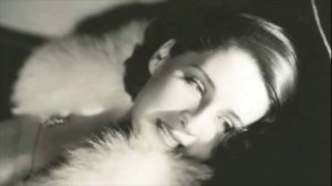 Norma Shearer: Just Give Us One Last Smile