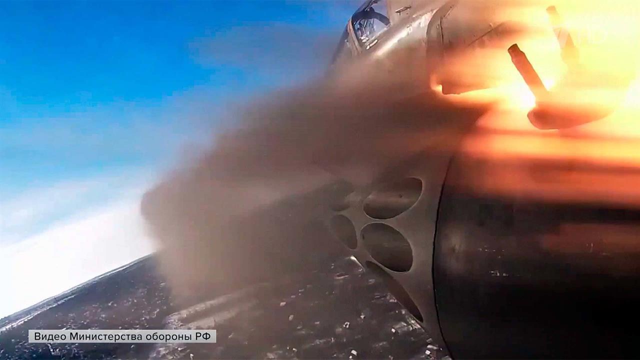 Время уведомления. Знаки более и менее в математике. Двадцать восемь 28. Не менее двадцати четырех. Сроки информирования.