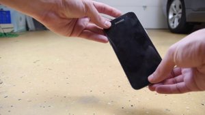 Краш тест самсунг галакси с 7 против айфон 6 с