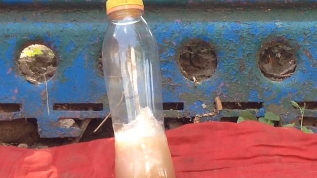 Уксус + сода в закрытой бутылке. смотреть онлайн