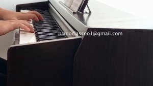 Как играть детскую песню "ABCD song" \ "Эй Би Си Ди" на пианино\синтезаторе. Средний уровень.